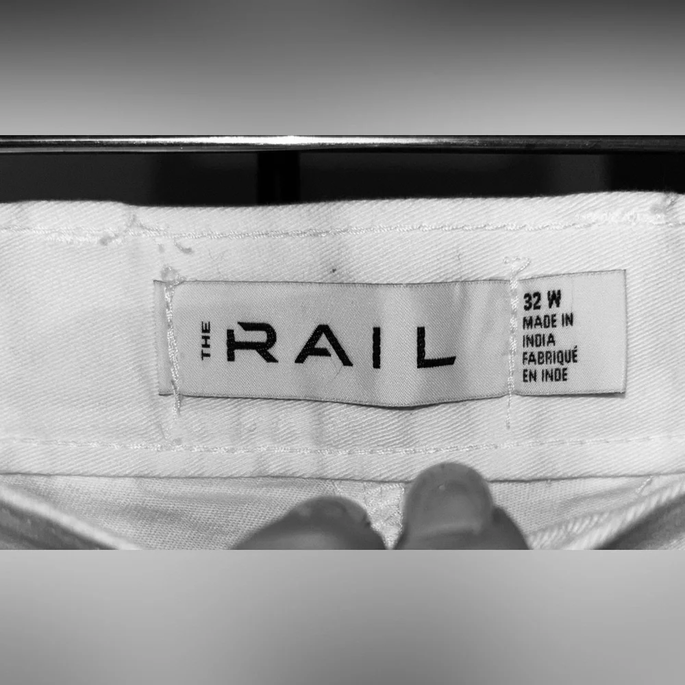 Rails White Shorts Size 32x22